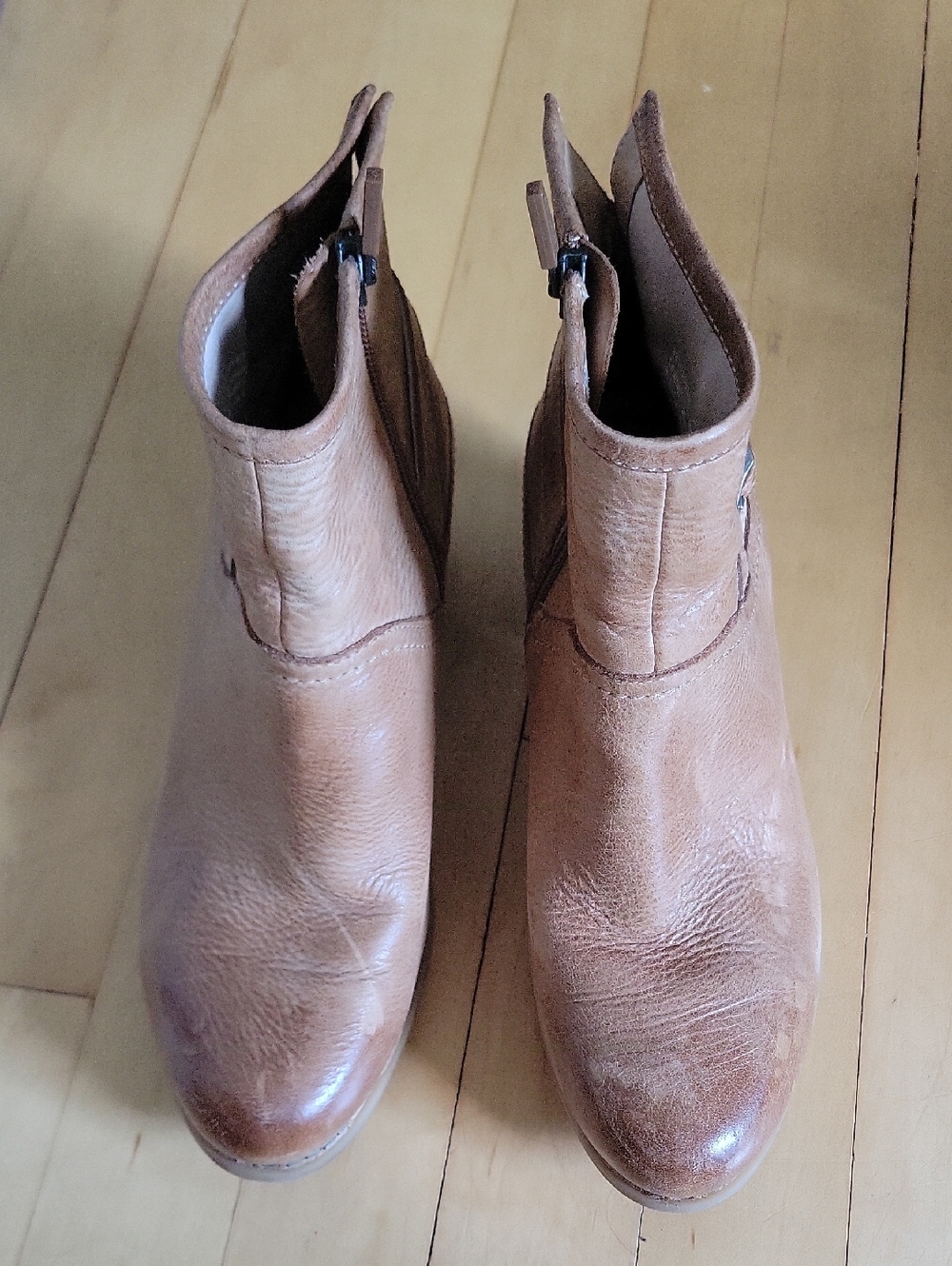 Dansko Tan Camel Leather Side-Zip Ankle Booties - 36